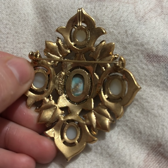 Sarah Coventry‎ set - Picture 2 of 3